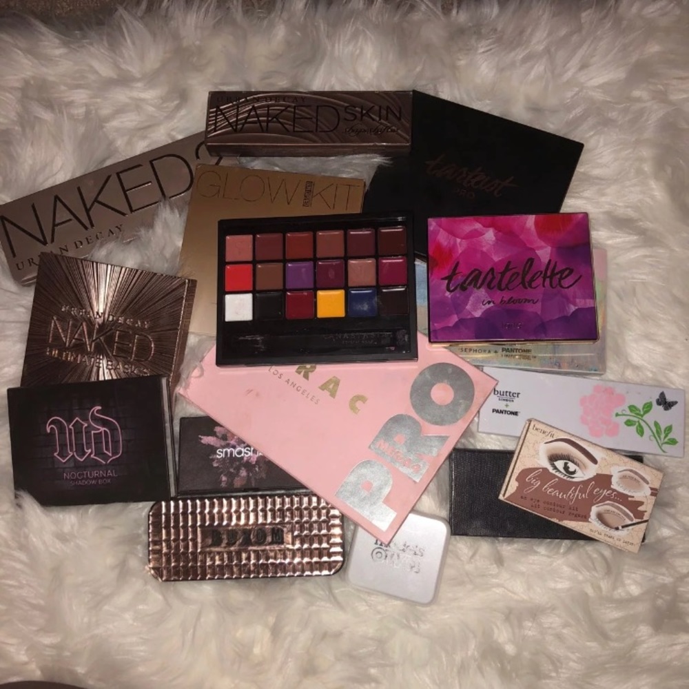 Huge high end makeup bundle lot eye shadow palette
